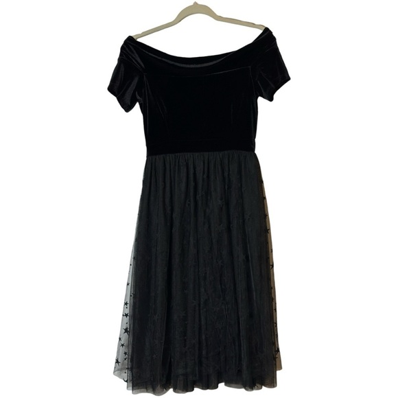 Modcloth Retro Uplifting Aura Off Shoulder Black Velvet Midi Dress Size Medium - Picture 5 of 11